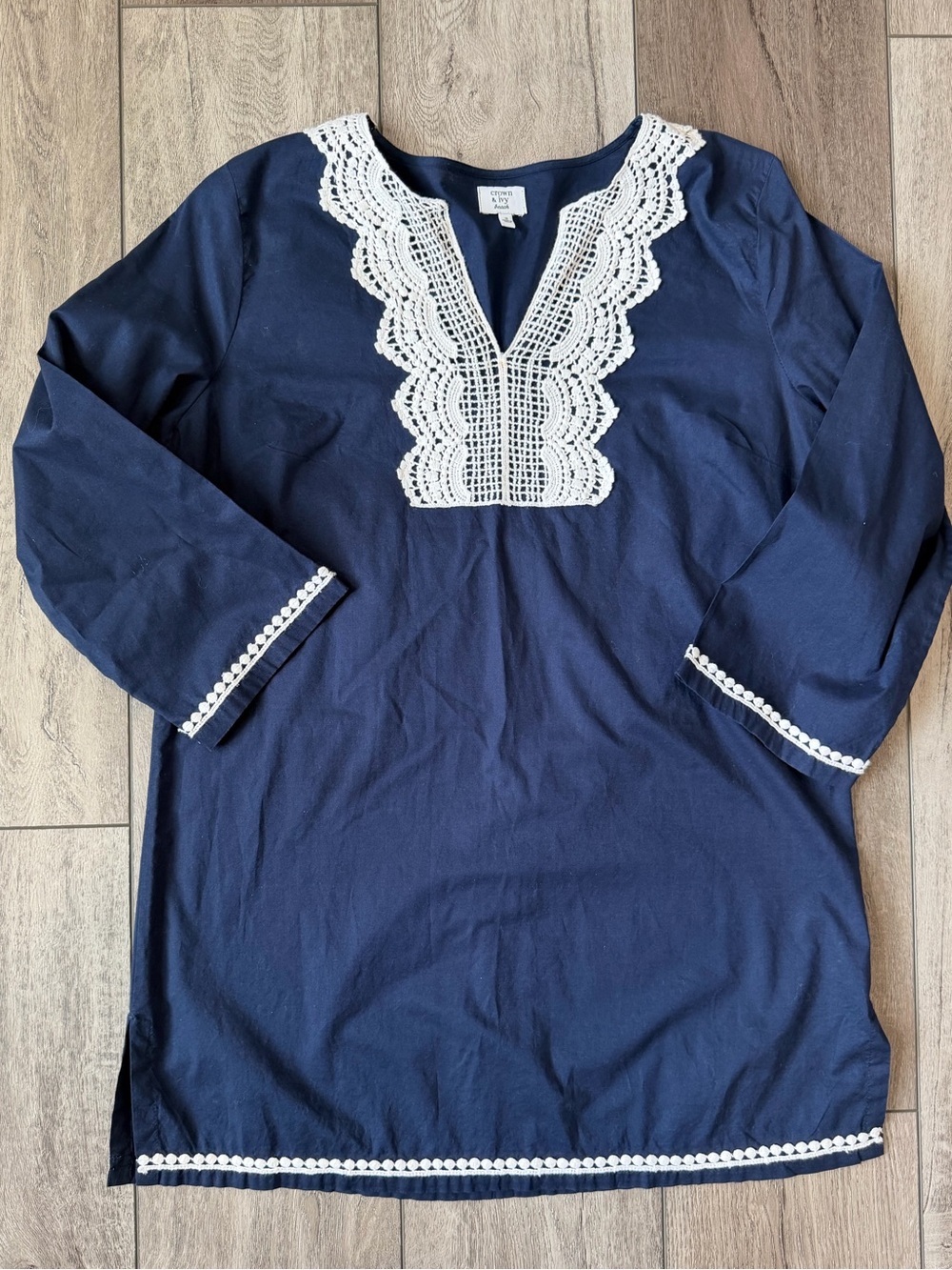 Crown & Ivy- Navy Crochet Trim 100% Cotton Tunic Top- Vacation and Beach Ready